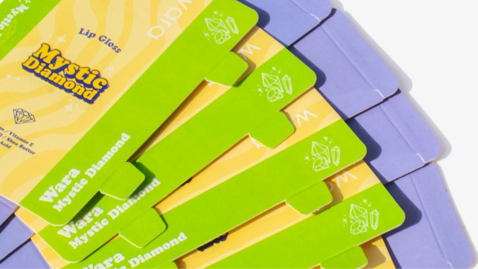 กล่องเครื่องสำอางกระดาษอาร์ตการ์ดจัดเรียงหลายจำนวน สำหรับแบรนด์เครื่องสำอางเริ่มต้น