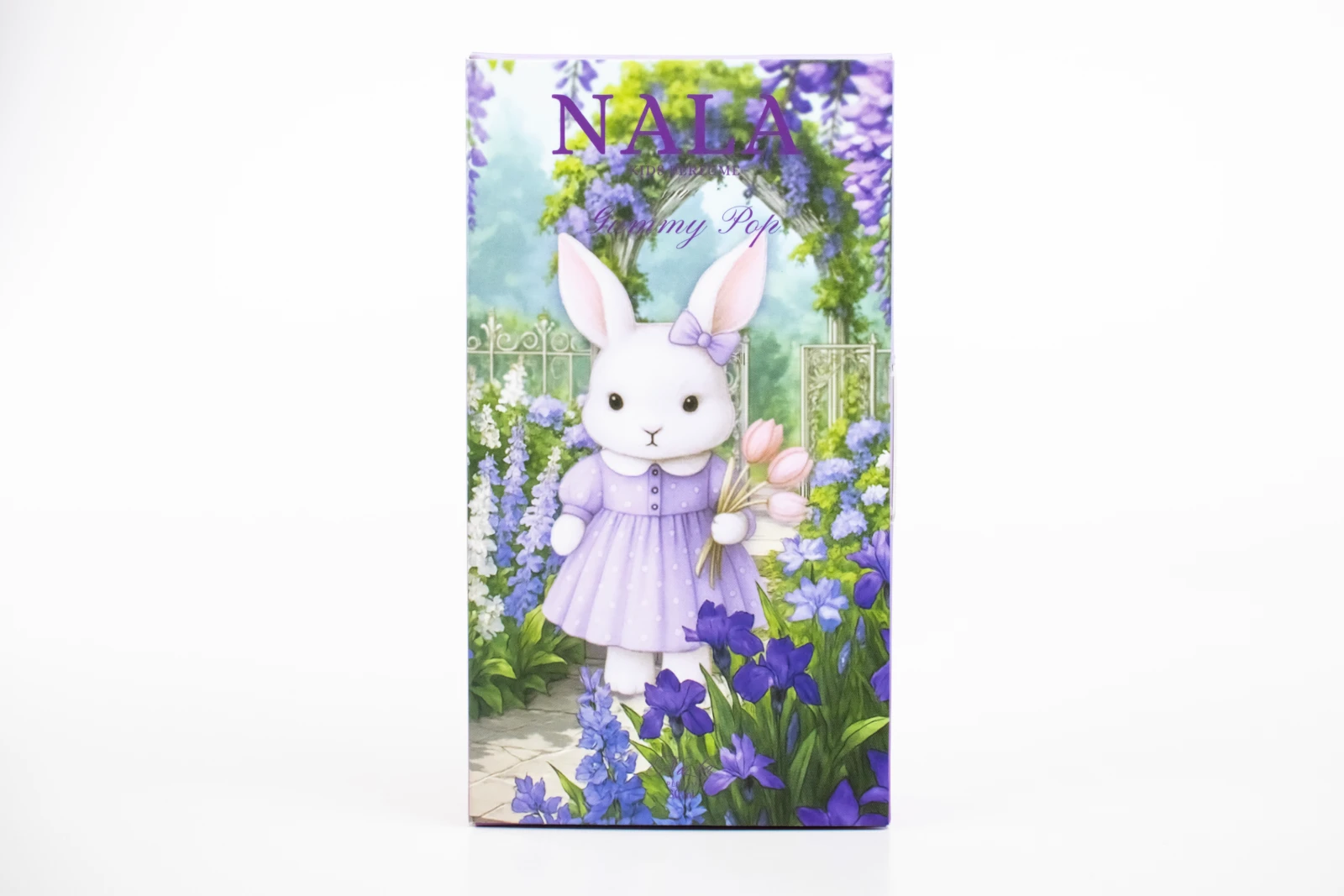 รูปตัวอย่างงานผลิตกล่องทรงสมุด NALA Kids Perfume Gummy Pop กล่องสมุดฝาเสียบ จาก Box Corner Art