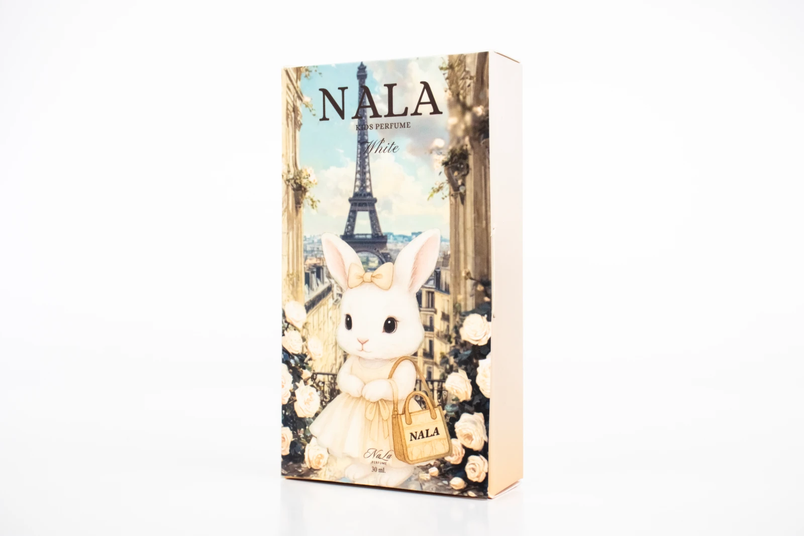 รูปตัวอย่างงานผลิตกล่องทรงสมุด NALA Kids Perfume White กล่องสมุดฝาเสียบ จาก Box Corner Art รูปที่ 4