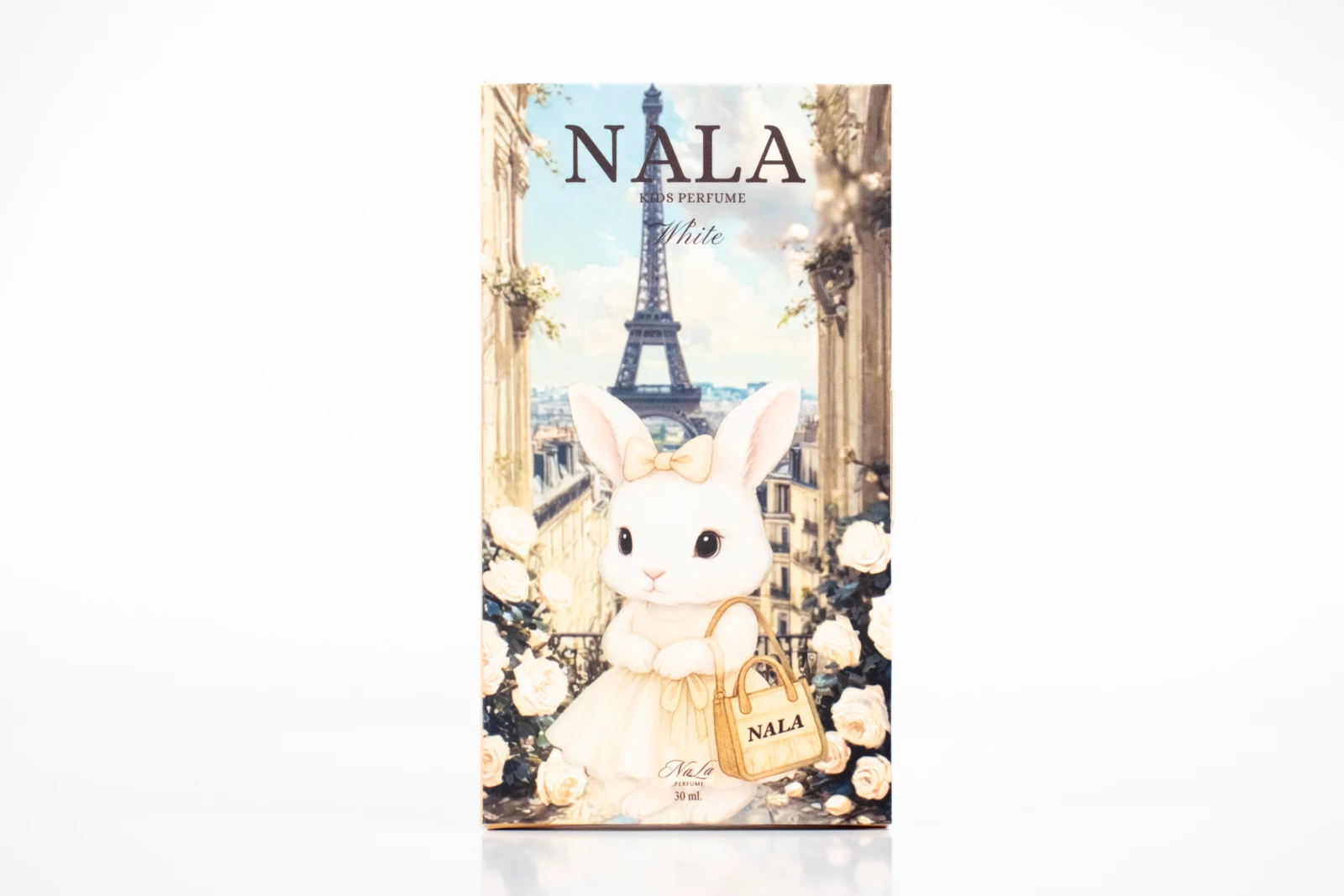 รูปตัวอย่างงานผลิตกล่องทรงสมุด NALA Kids Perfume White กล่องสมุดฝาเสียบ จาก Box Corner Art